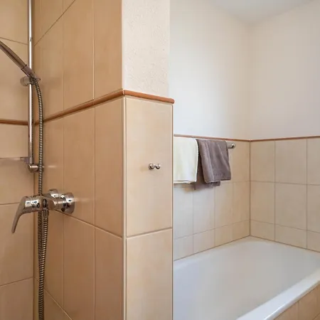 Apfelhof-bodensee * Kippenhausen